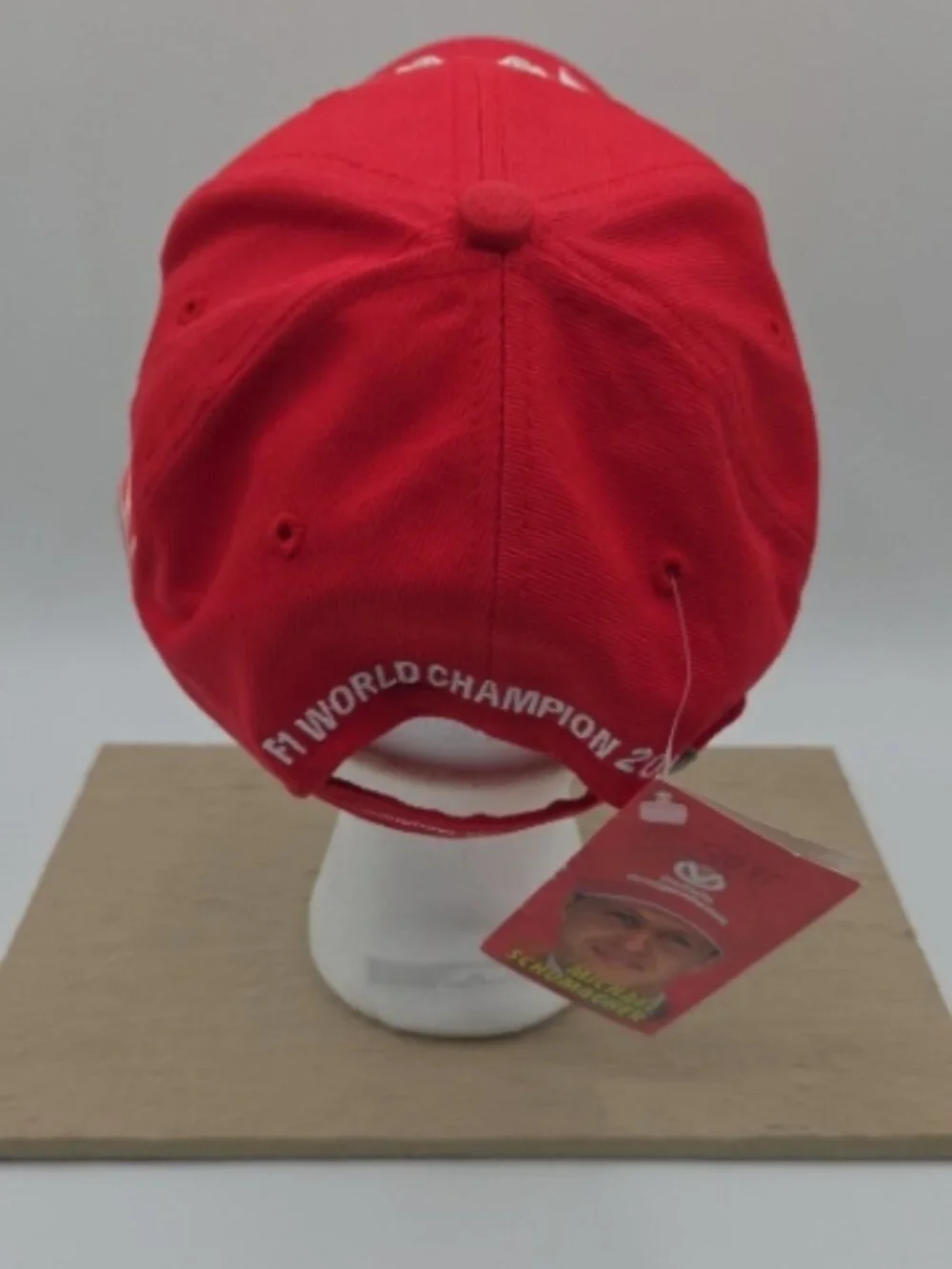 Michael Schumacher F1 World Champion 2000 Cap NWT Red Laurel OS Hat - Picture 4 of 7